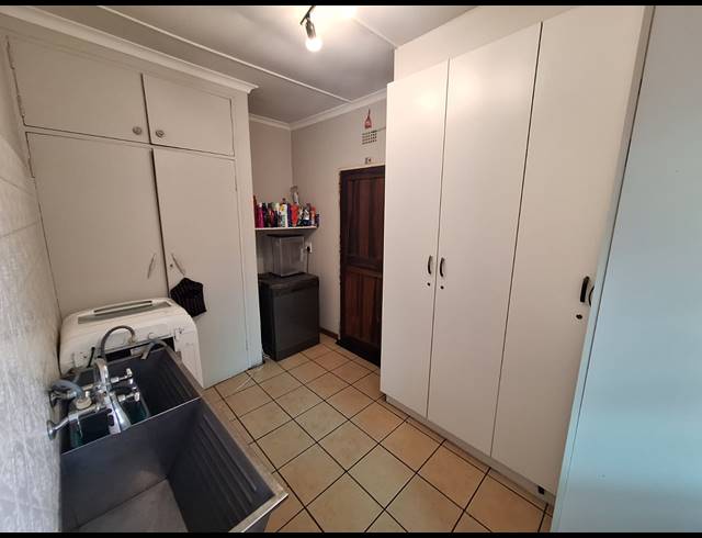 3 BEDROOM HOUSE FOR SALE IN VANDERBIJLPARK SE 7